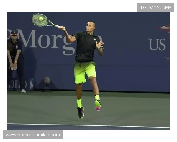 查洛正手击打极具穿透性 查洛正手击打极具穿透性