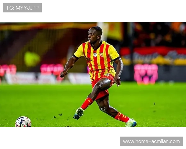 法甲豪门状态起伏，联赛格局变得空前混乱