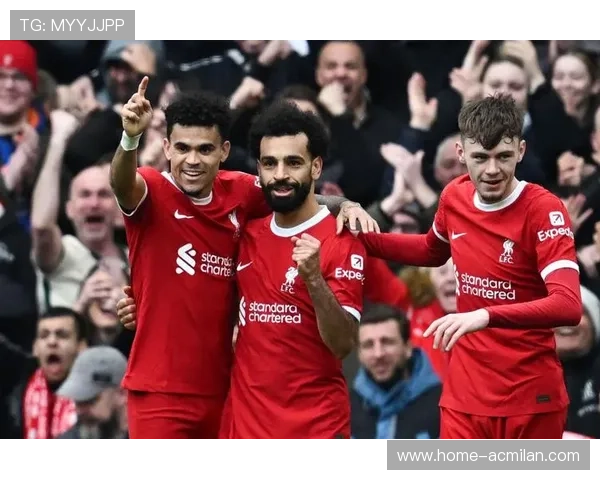 萨拉赫左脚弧线球破门，利物浦2比0锁定榜